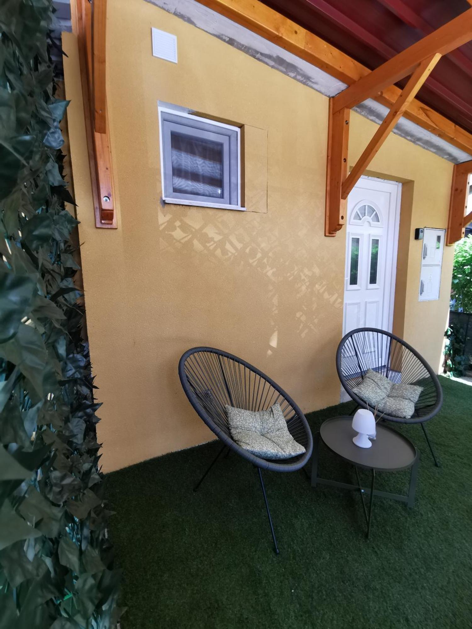 Studio With Character Pula Exterior photo
